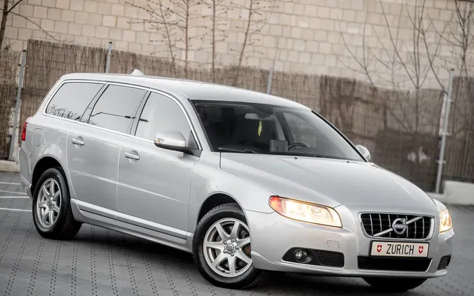 samochody osobowe Volvo V70 cena 27900 przebieg: 276326, rok produkcji 2011 z Radom